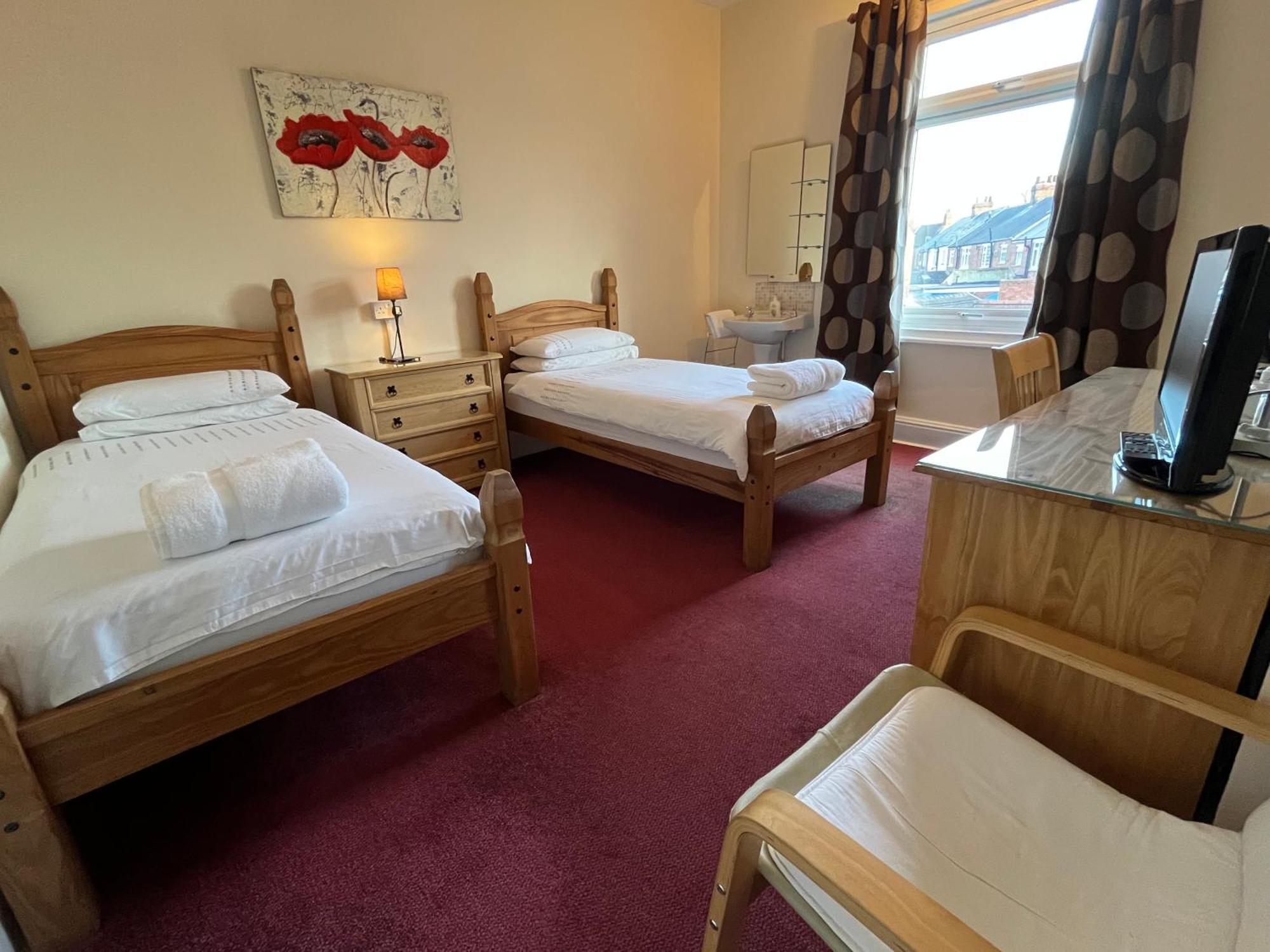 Chadwick Guest House Мидлсбро Экстерьер фото